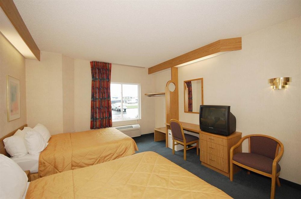 Sleep Inn & Suites Port Clinton Exterior photo