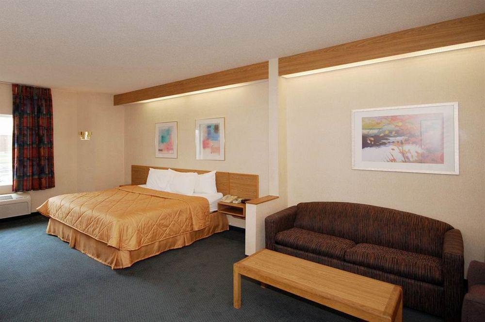 Sleep Inn & Suites Port Clinton Exterior photo